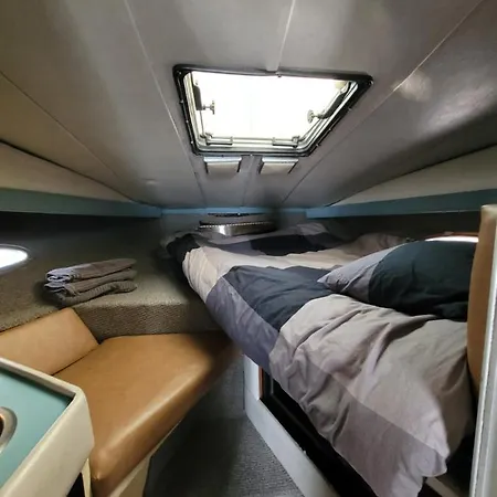 Bateau-hôtel Zeus Valence